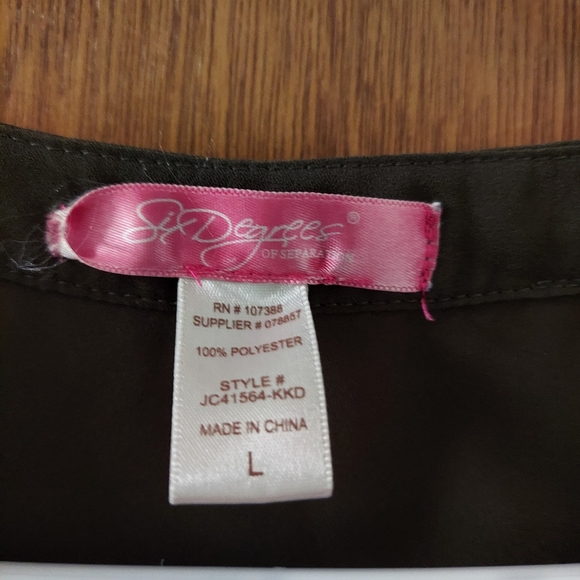 Army green, sheer dress shirt. Size L - Picture 3 of 3